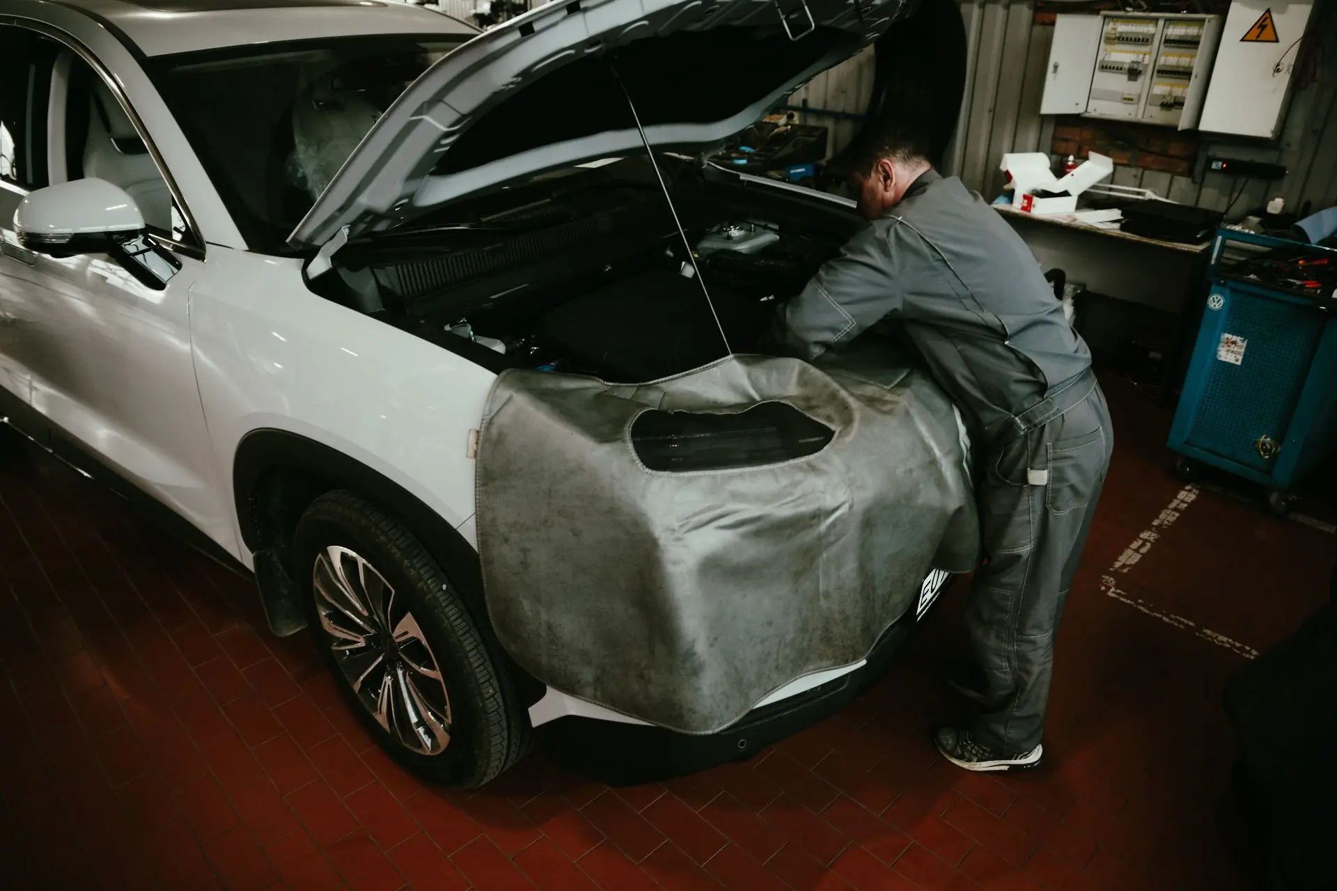 Ремонт двигателя VW Tiguan в автосервисе Ростов